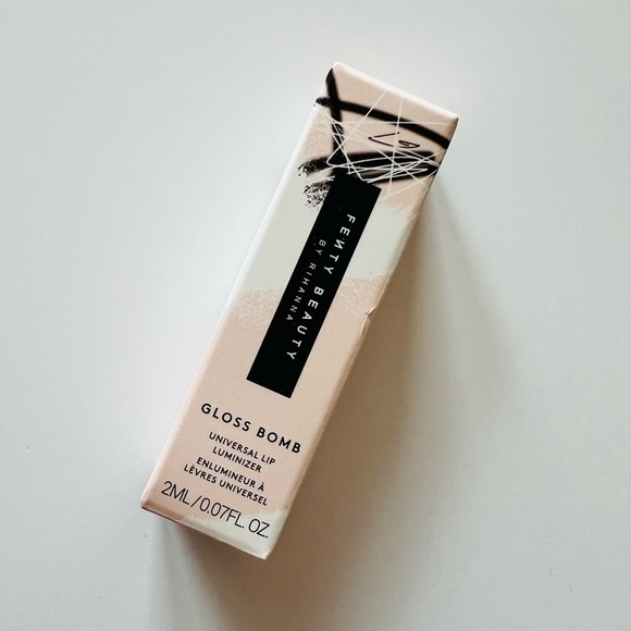 [NEW] Fenty Beauty, Gloss Bomb Universal Lip Luminizer - Picture 3 of 3